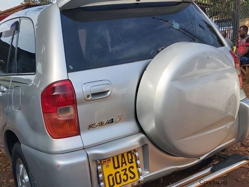 Toyota Rav4 in Uganda