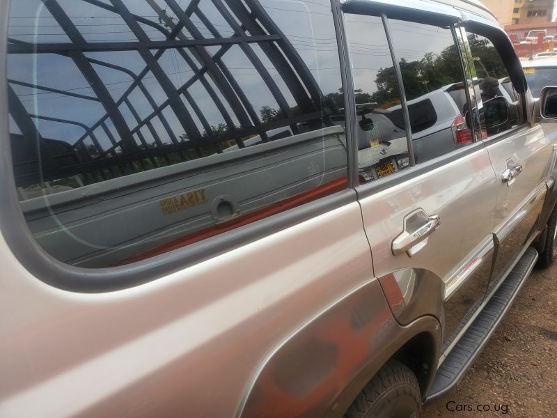 Hyundai Terracan in Uganda