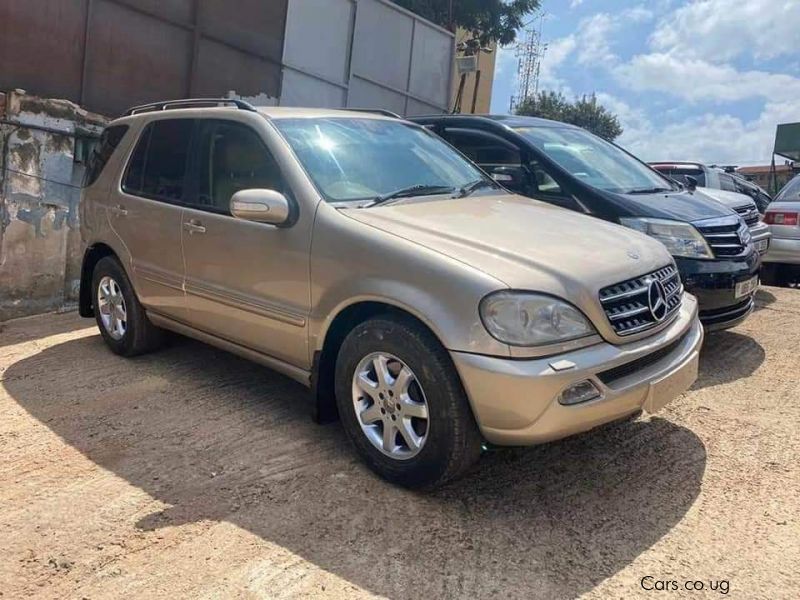 Mercedes-Benz ML270 in Uganda