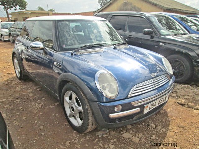 Mini Cooper in Uganda