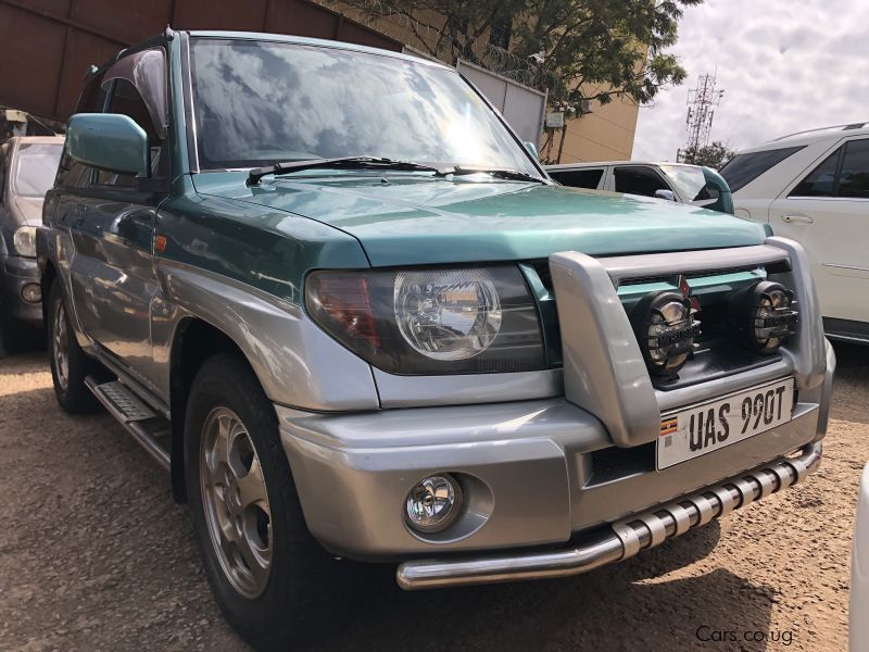 Mitsubishi pajero short chassis in Uganda