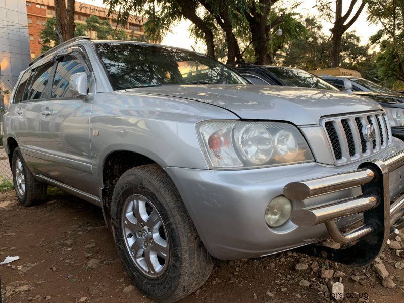 Toyota Kluger in Uganda