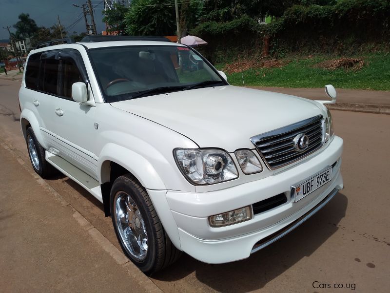 Toyota Land Cruiser in Uganda