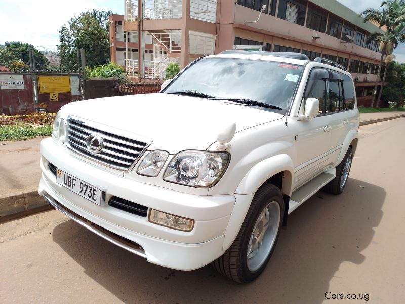 Toyota Land Cruiser in Uganda