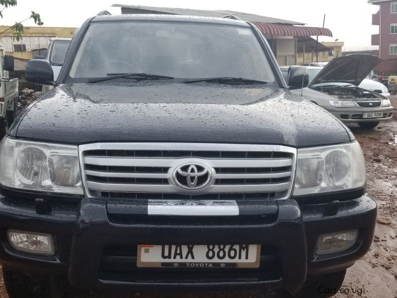 Toyota Landcruiser in Uganda