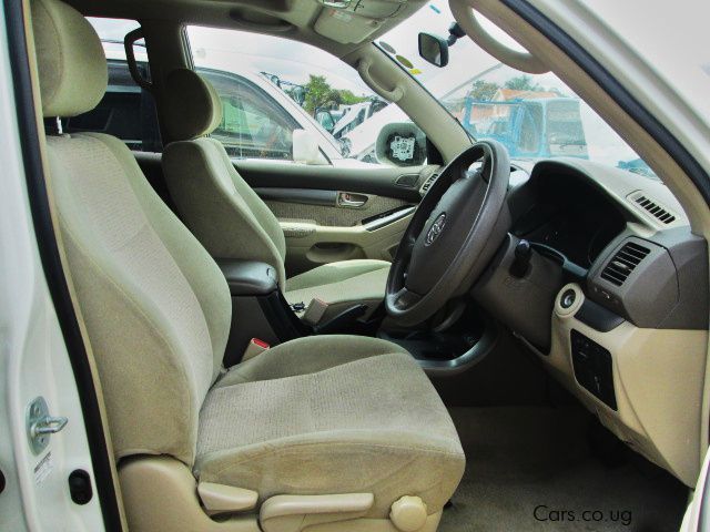 Toyota Landcruiser TX in Uganda