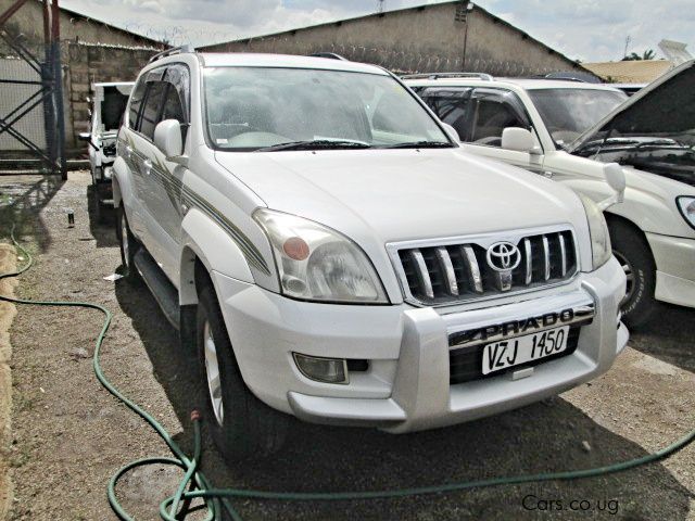 Toyota Landcruiser TX in Uganda