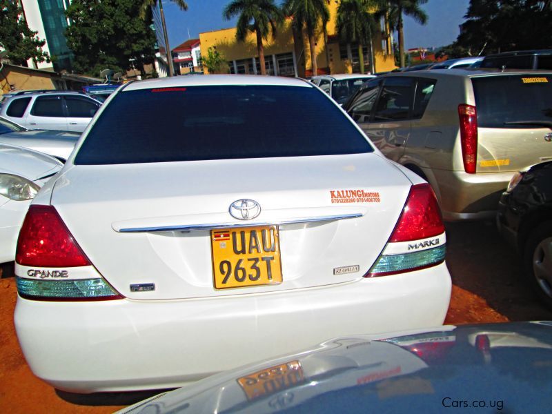 Toyota Mark II (grande) in Uganda