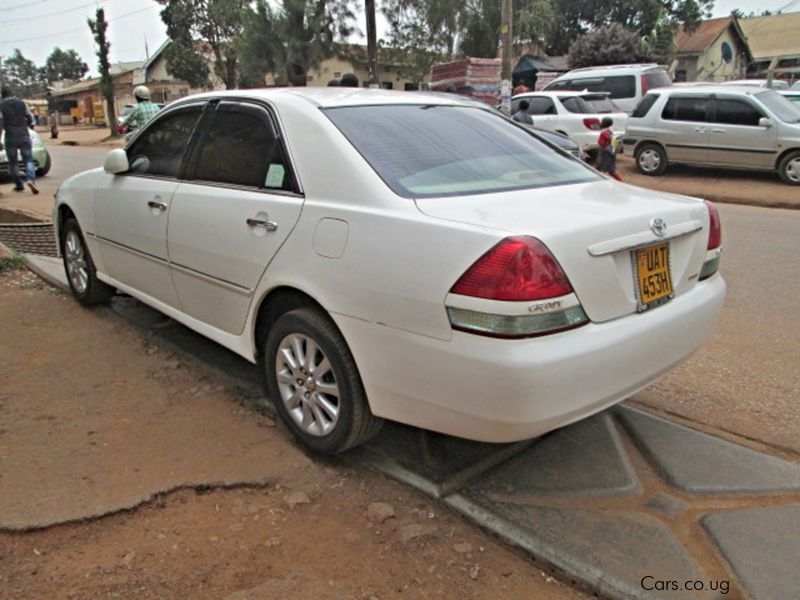 Toyota Mark II (grande) in Uganda