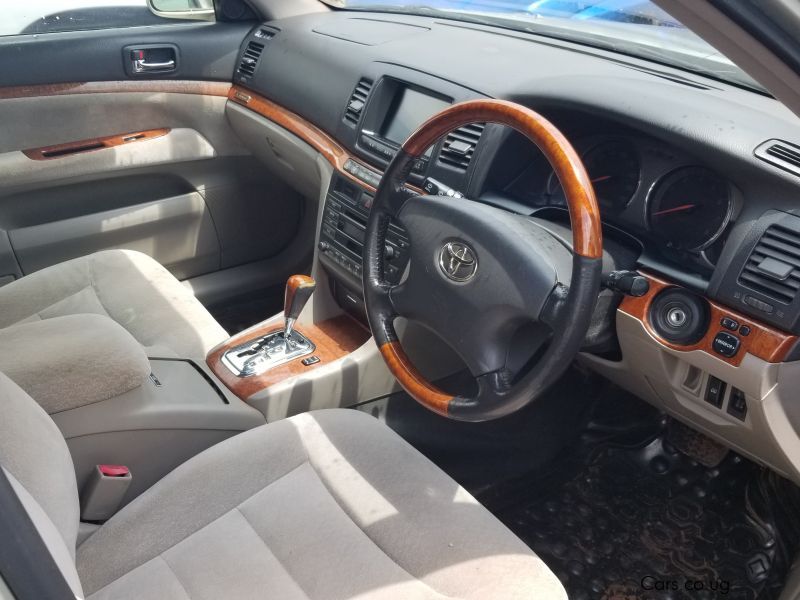 Toyota Mark grande in Uganda