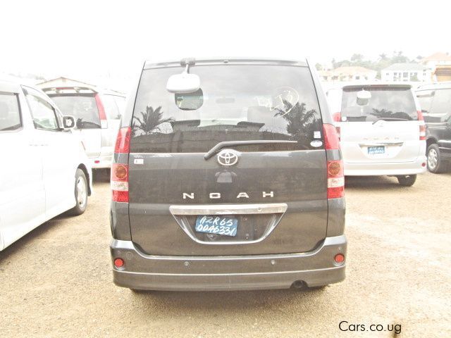 Toyota Noah in Uganda