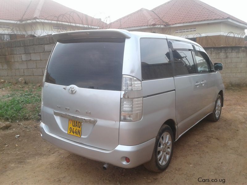 Toyota Noah in Uganda