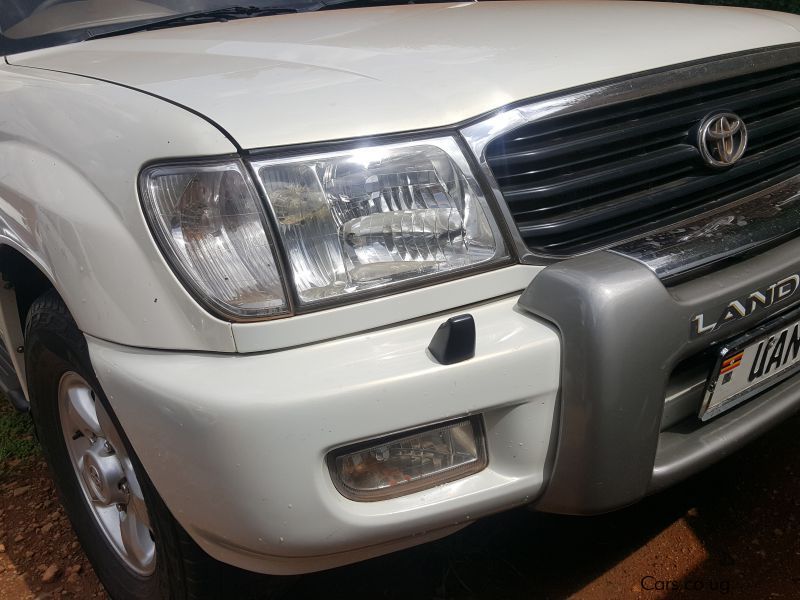 Toyota land Cruiser in Uganda