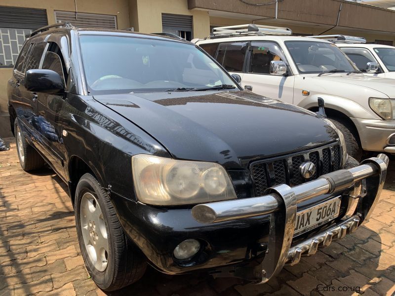 Toyota toyota kluger in Uganda