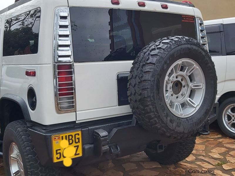 Hummer H2 in Uganda