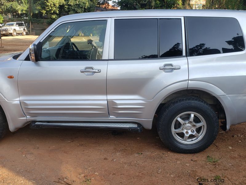 Mitsubishi Pajero in Uganda