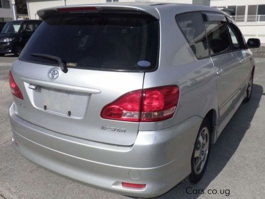 Toyota Ipsum in Uganda