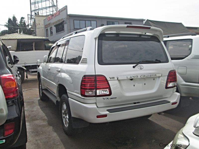 Toyota Land Crusier V8 in Uganda