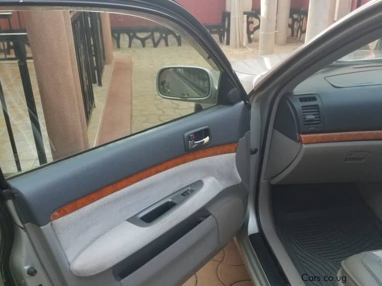 Toyota Mark II Grand in Uganda