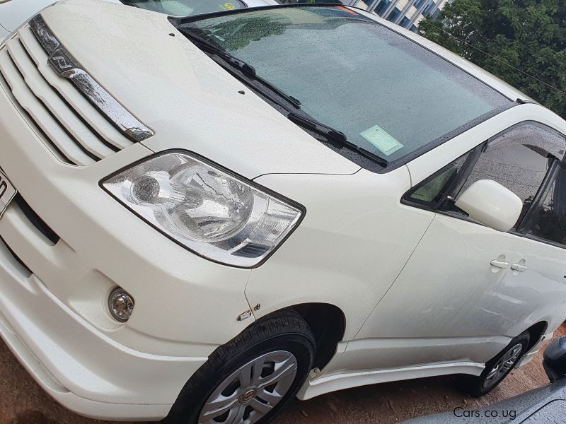 Toyota Noah in Uganda