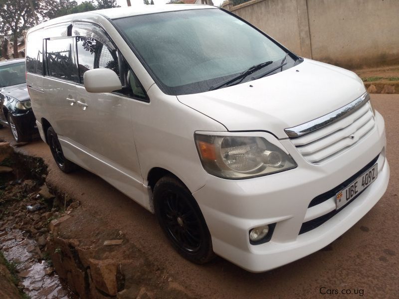 Toyota Noah in Uganda