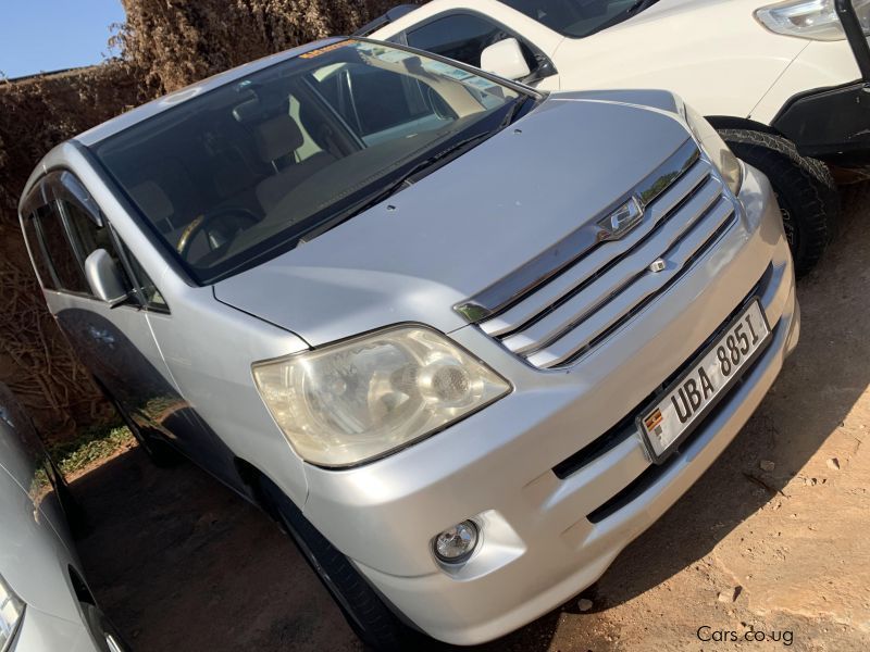 Toyota noah in Uganda