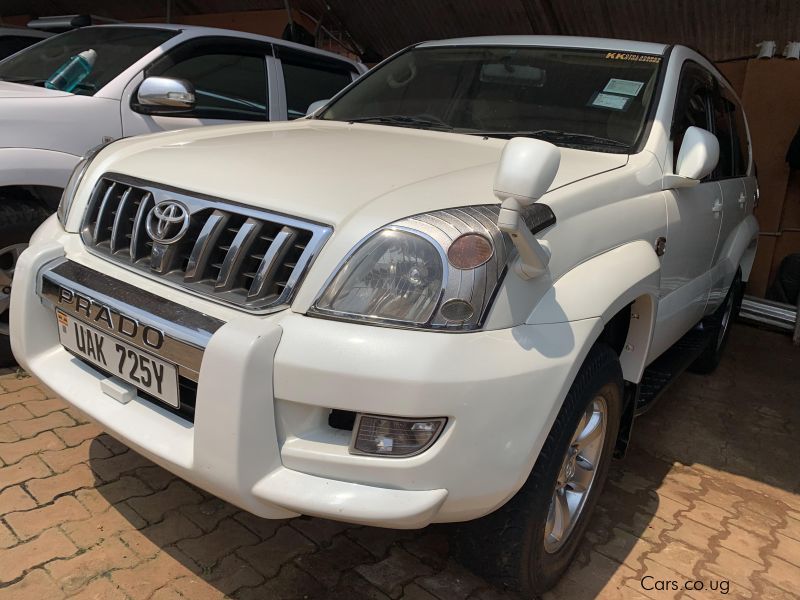 Toyota prado  in Uganda