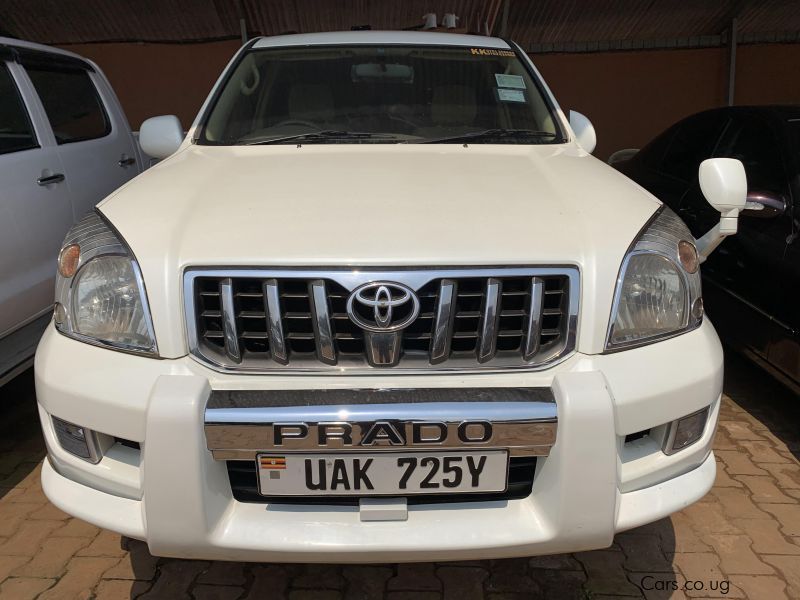 Toyota prado  in Uganda
