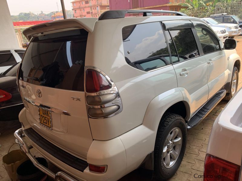 Toyota prado  in Uganda