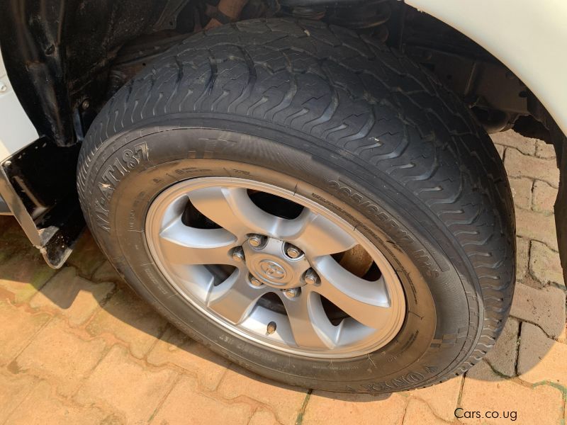 Toyota prado  in Uganda