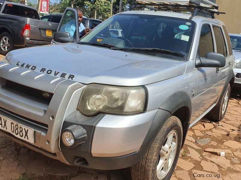 Land Rover Freelander in Uganda