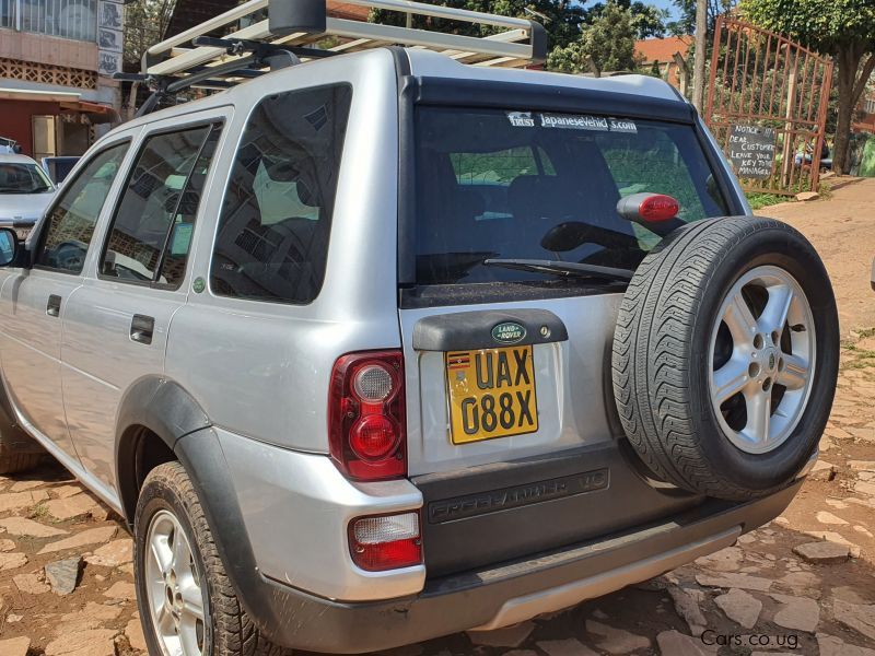 Land Rover Freelander in Uganda