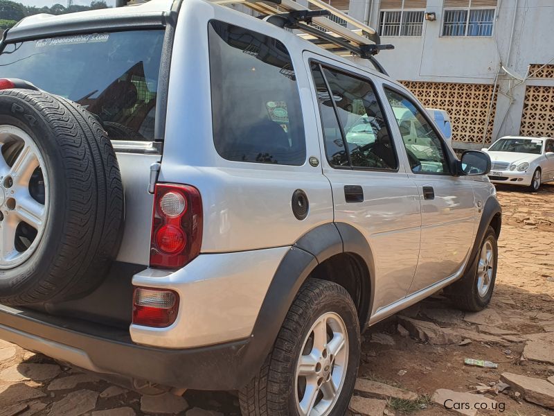 Land Rover Freelander in Uganda