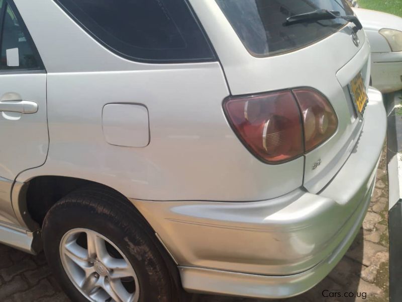 Toyota Harrier in Uganda