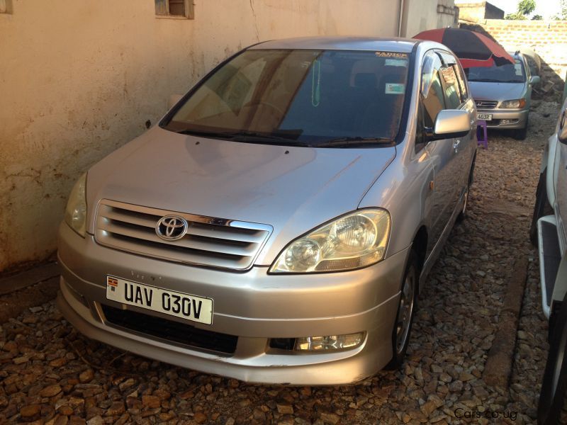 Toyota Ipsum in Uganda