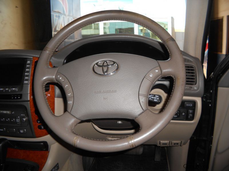 Toyota LAND CRUISER AMAZON in Uganda