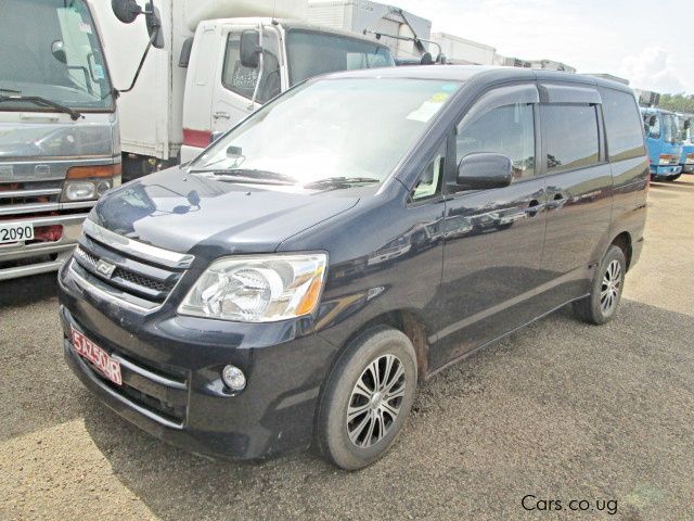 Toyota Noah in Uganda