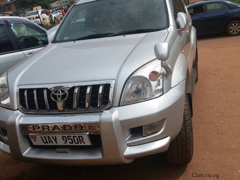 Used Toyota TX Prado 2004 TX Prado for sale Kampala Toyota TX Prado