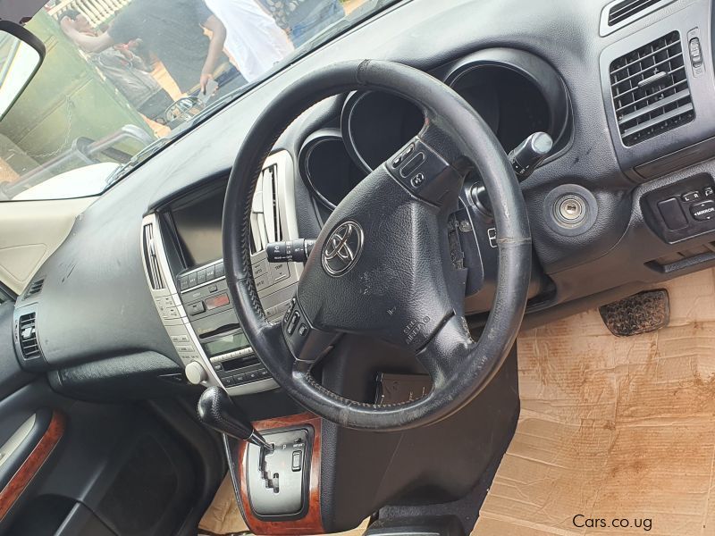 Toyota Harrier in Uganda