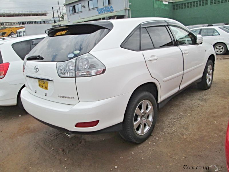 Toyota Harrier in Uganda