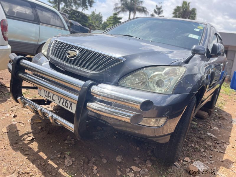 Toyota Harrier in Uganda