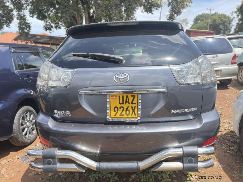 Toyota Harrier in Uganda