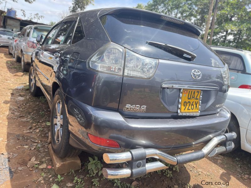 Toyota Harrier in Uganda