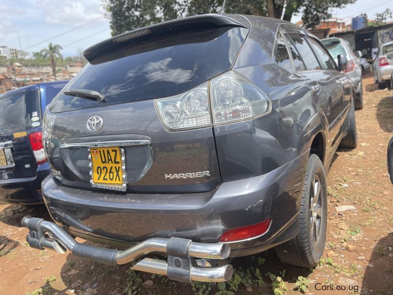 Toyota Harrier in Uganda