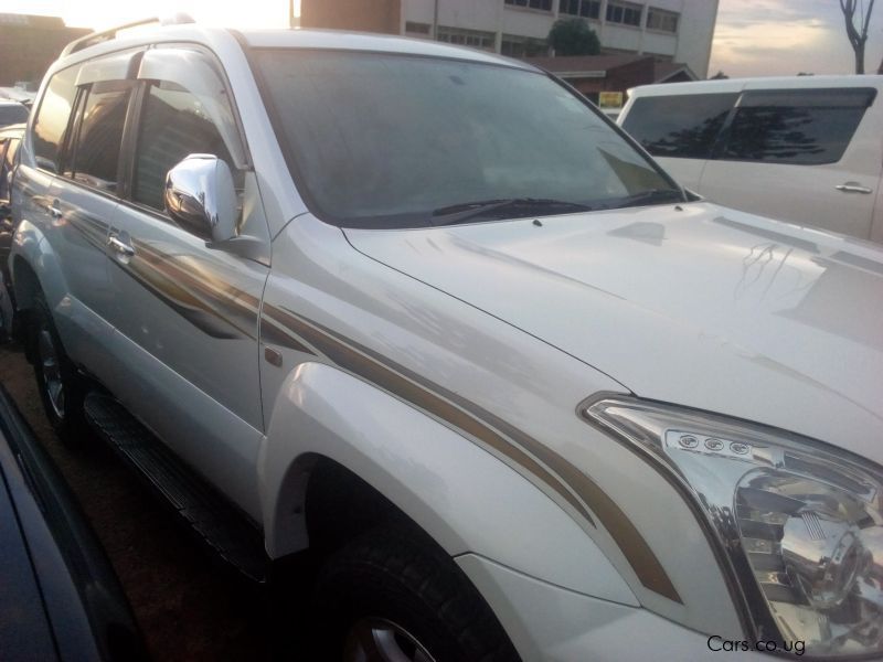 Toyota Land cruiser TX Prado in Uganda