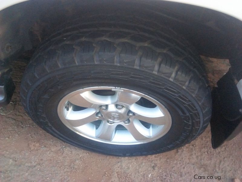 Toyota Land cruiser TX Prado in Uganda