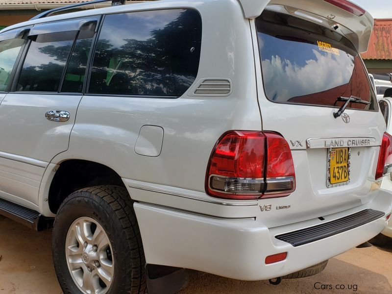 Toyota Landcruiser in Uganda