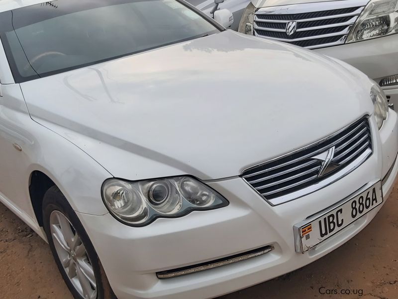 Toyota MARK X in Uganda