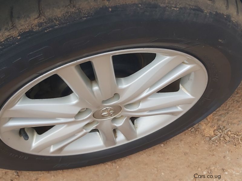 Toyota MARK X in Uganda