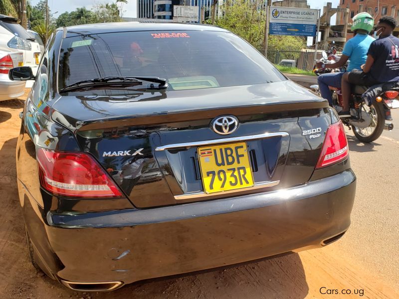 Toyota Mark X in Uganda